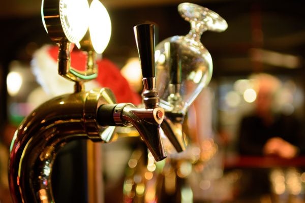 Alcohol-beer-ontap-Norway_04-600x400